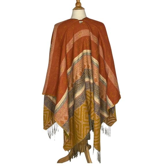 Western Boutique Fringe Bottom Tribal Print Oversized Sweater Kimono P - Picture 5 of 10